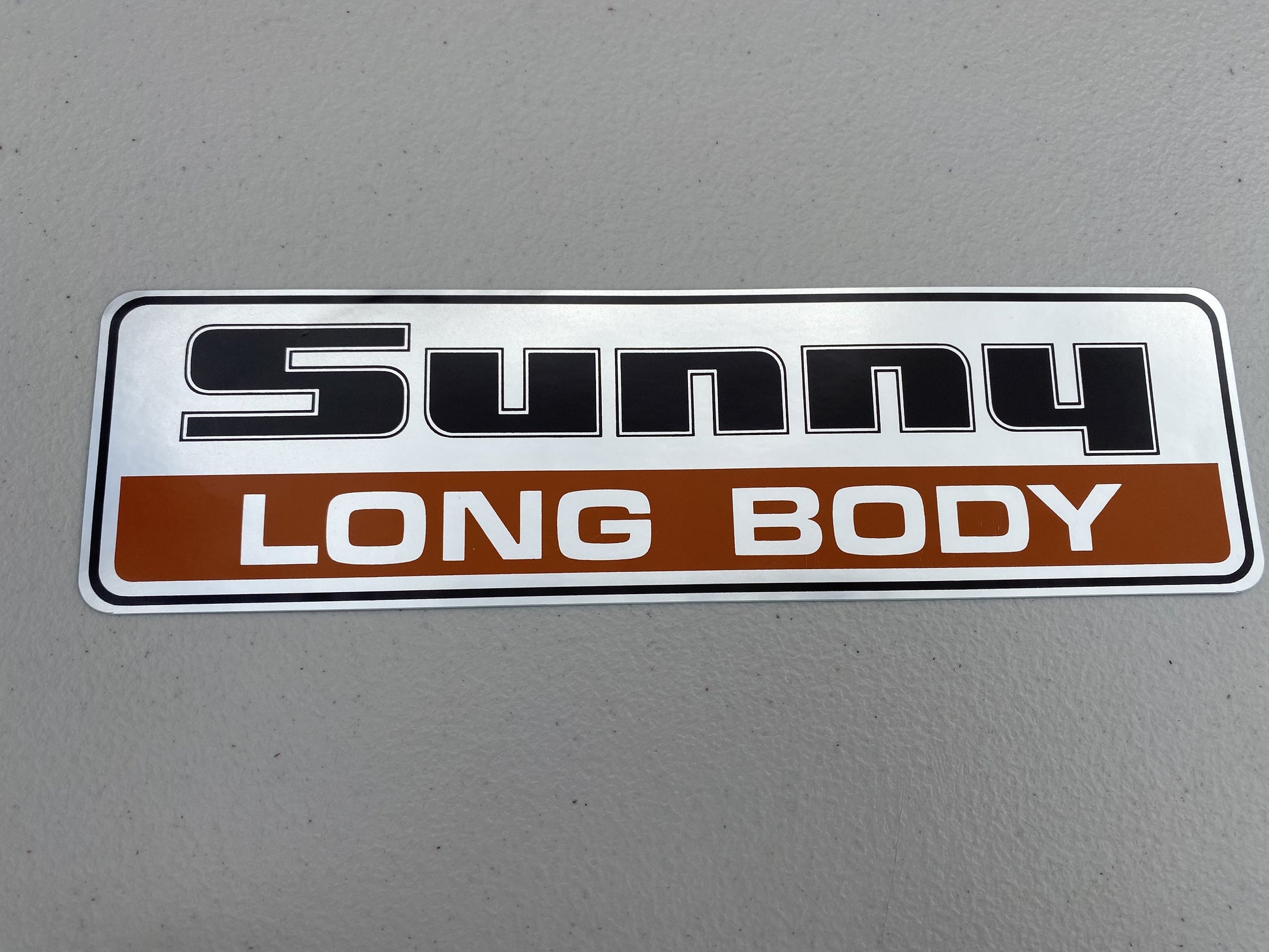 Genuine Nissan "Sunny Long Body" Decal to suit Datsun 1200 Ute B120 Sunny - Vega Autosports