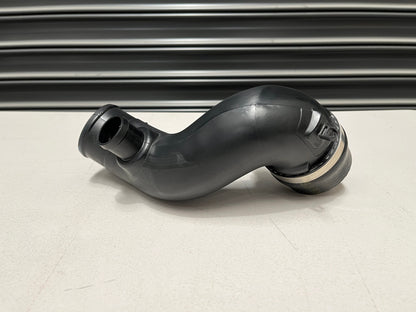 Intercooler Outlet Hose To Suit Mitsubishi Lancer Evolution 4 / 5 6 6.5 Cp9A Cn9A Engine