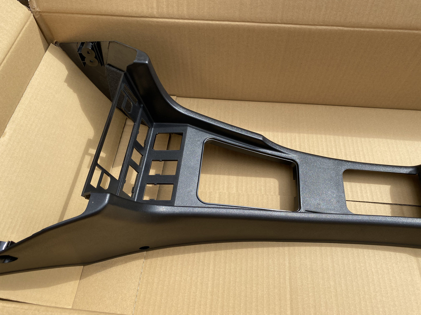 Floor Console Assembly to suit DATSUN 260Z/280Z - Vega Autosports