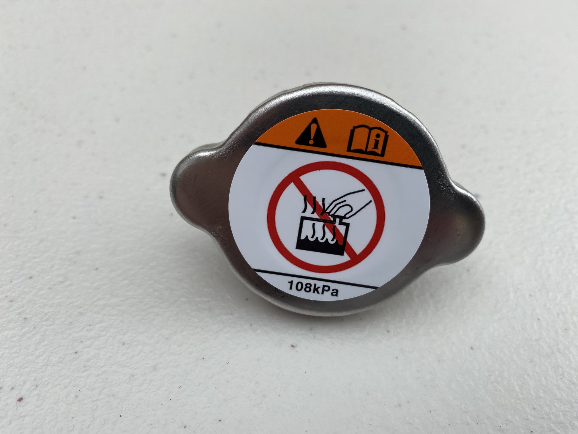 Genuine Mitsubishi Radiator Cap to suit Mitsubishi Lancer Evolution 7-10 CT9A CT9W CY9A CZ4A - Vega Autosports