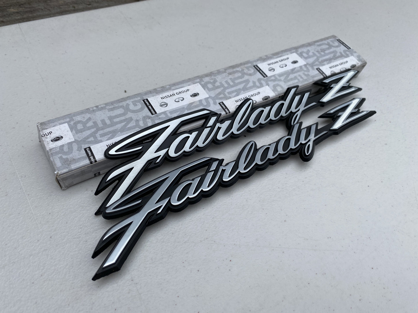 'Fairlady Z' Emblem Set to suit Datsun 240Z S30 - Vega Autosports