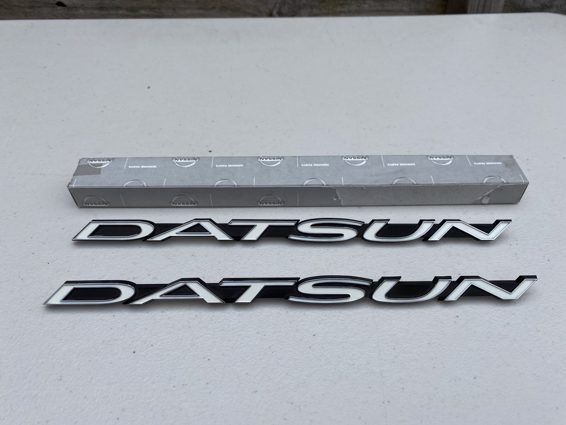 'Datsun' Front Fender Emblem Set to suit Nissan Datsun 240Z - Vega Autosports