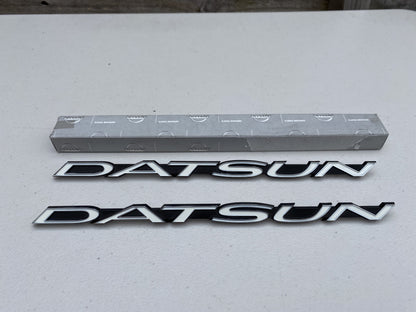 'Datsun' Front Fender Emblem Set to suit Nissan Datsun 240Z - Vega Autosports