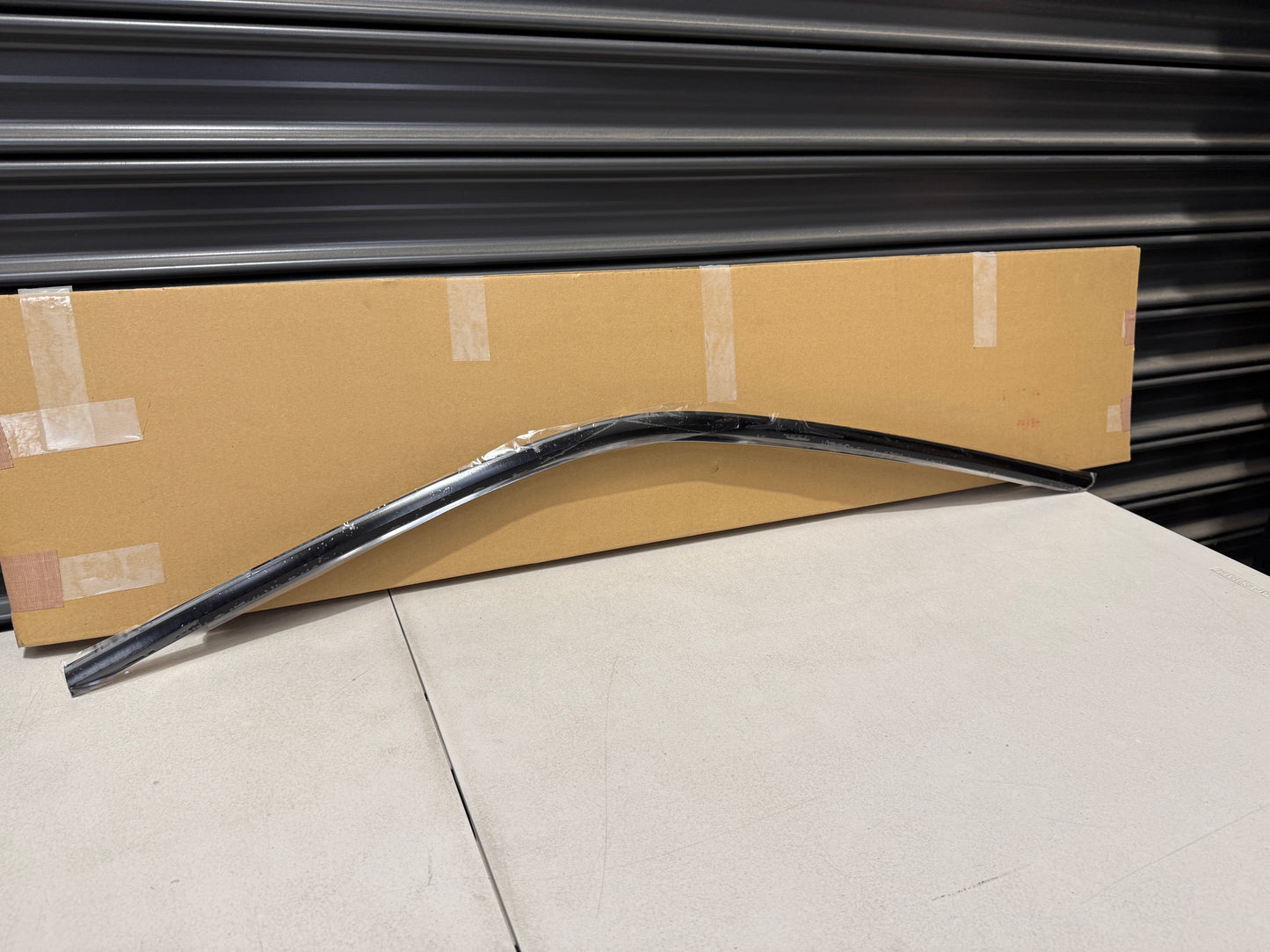 Upper Weatherstrip Retainer RHS to suit Nissan Skyline R34 Coupe Models 76870-AA101 - Vega Autosports