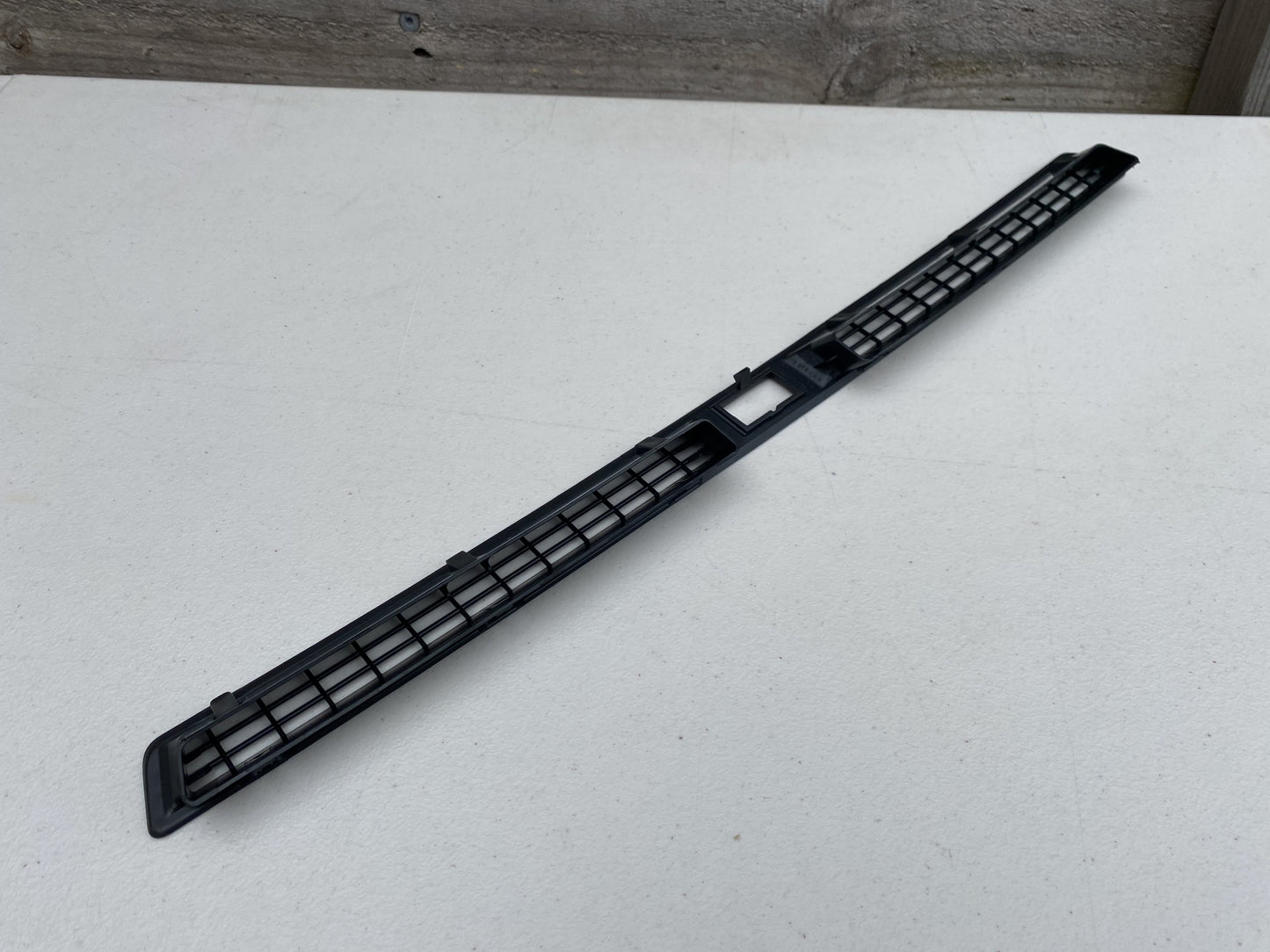Defroster Vent Grille to suit Mitsubishi Lancer Evolution 7 / 8 / 9 CT9A - Vega Autosports