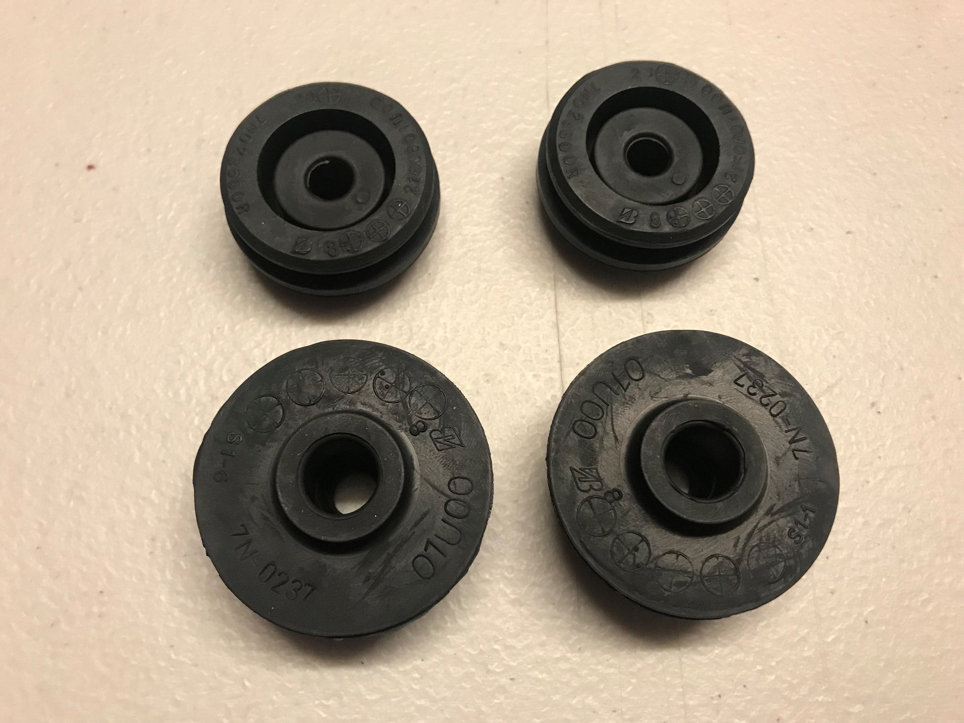 Radiator Mounting Rubber (4-piece Set) to suit Nissan Skyline R32 / R33 / R34 Models - Vega Autosports