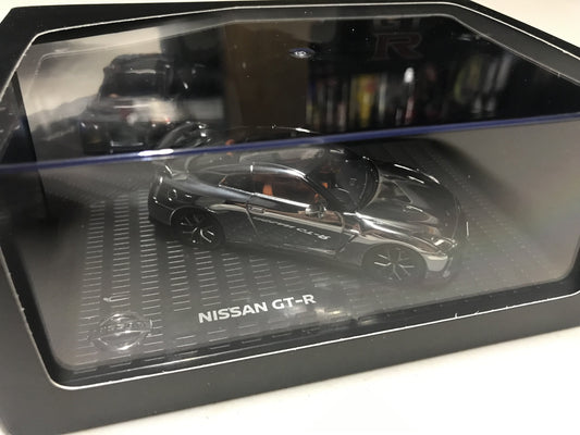 Genuine Nissan Skyline R35 GTR - Nismo Chrome 1/43 Model - Vega Autosports