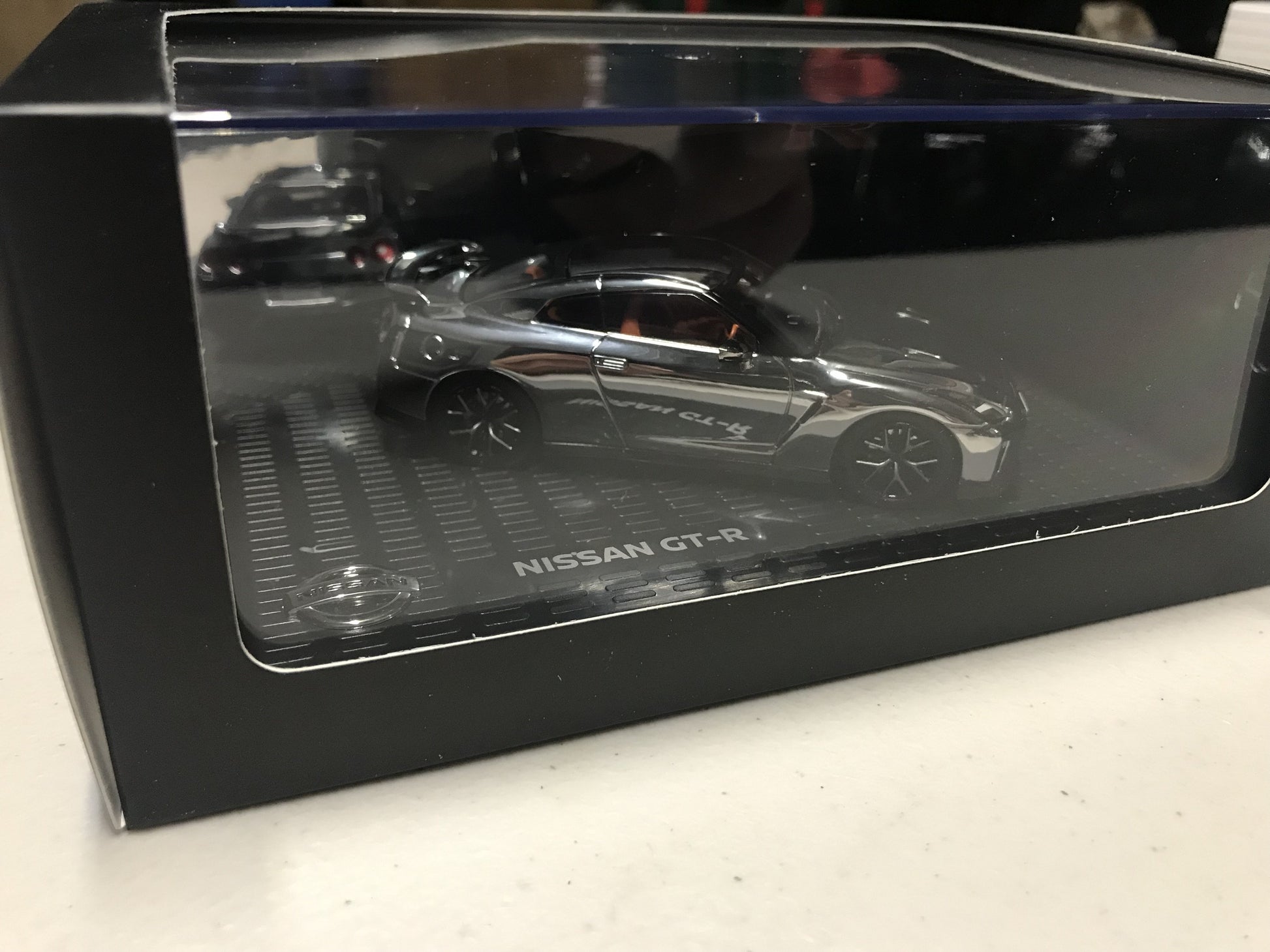 Genuine Nissan Skyline R35 GTR - Nismo Chrome 1/43 Model - Vega Autosports