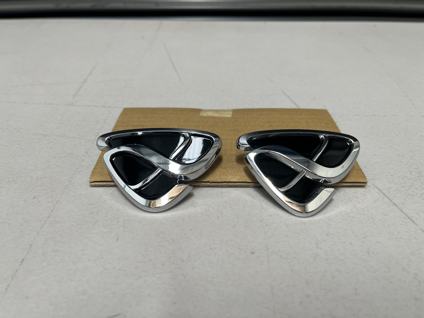 Front / Rear Black Efini Emblem To Suit Mazda Rx7 Fd3S 93-02 (F100-51-731A-00) Emblems Badges And