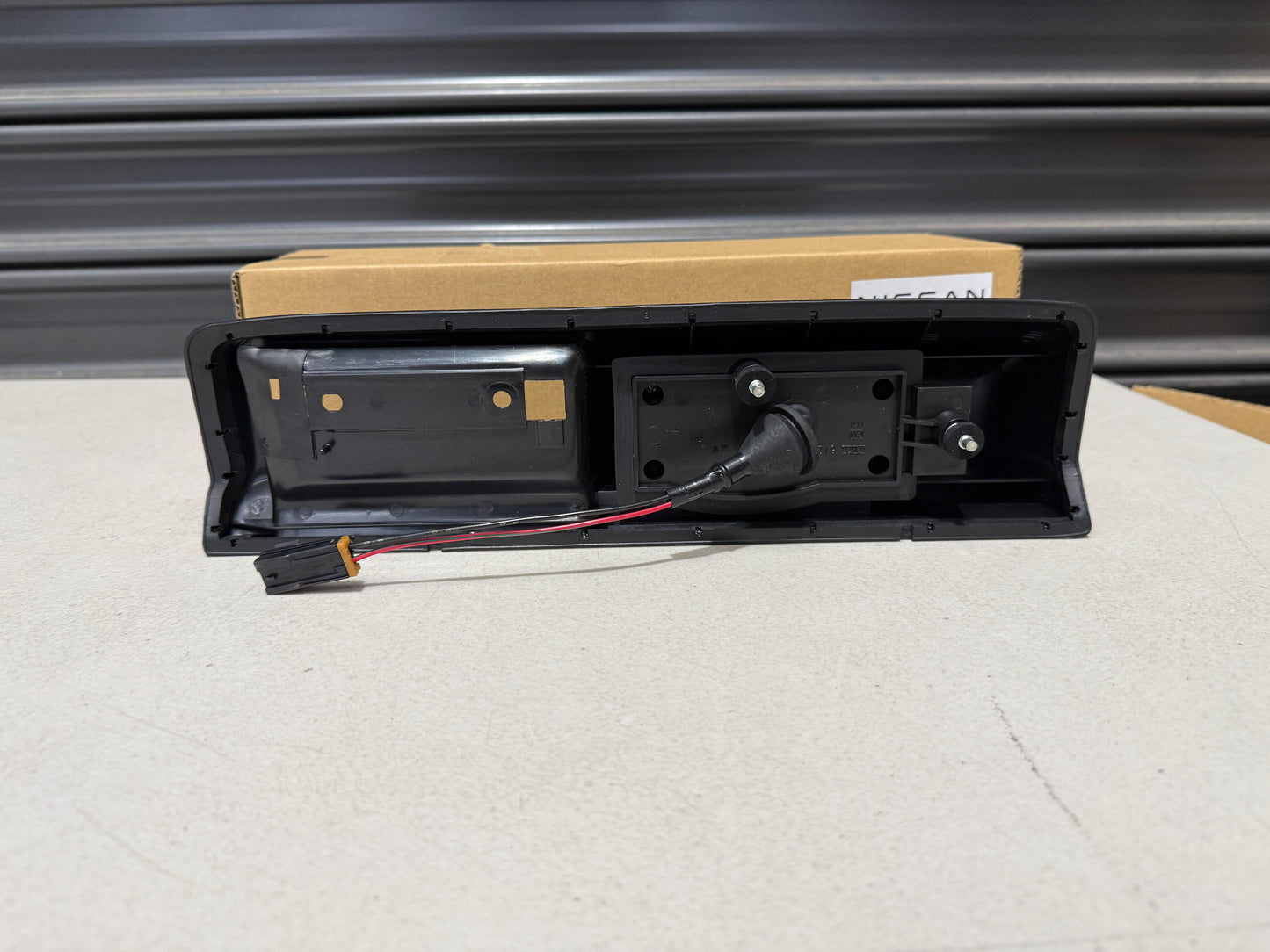 Rear License Plate Light Assembly to suit Nissan Patrol Y60 GC Wagon 26510-03J00 - Vega Autosports
