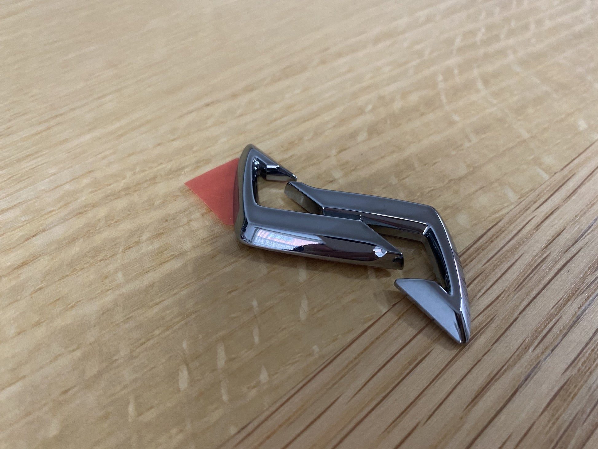 S Bonnet Badge To Suit Nissan Skyline R34 Gtt Emblems Badges And Decals