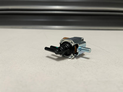 Emission Control Solenoid To Suit Mitsubishi Lancer Evolution 7 / 8 9 Ct9A Engine