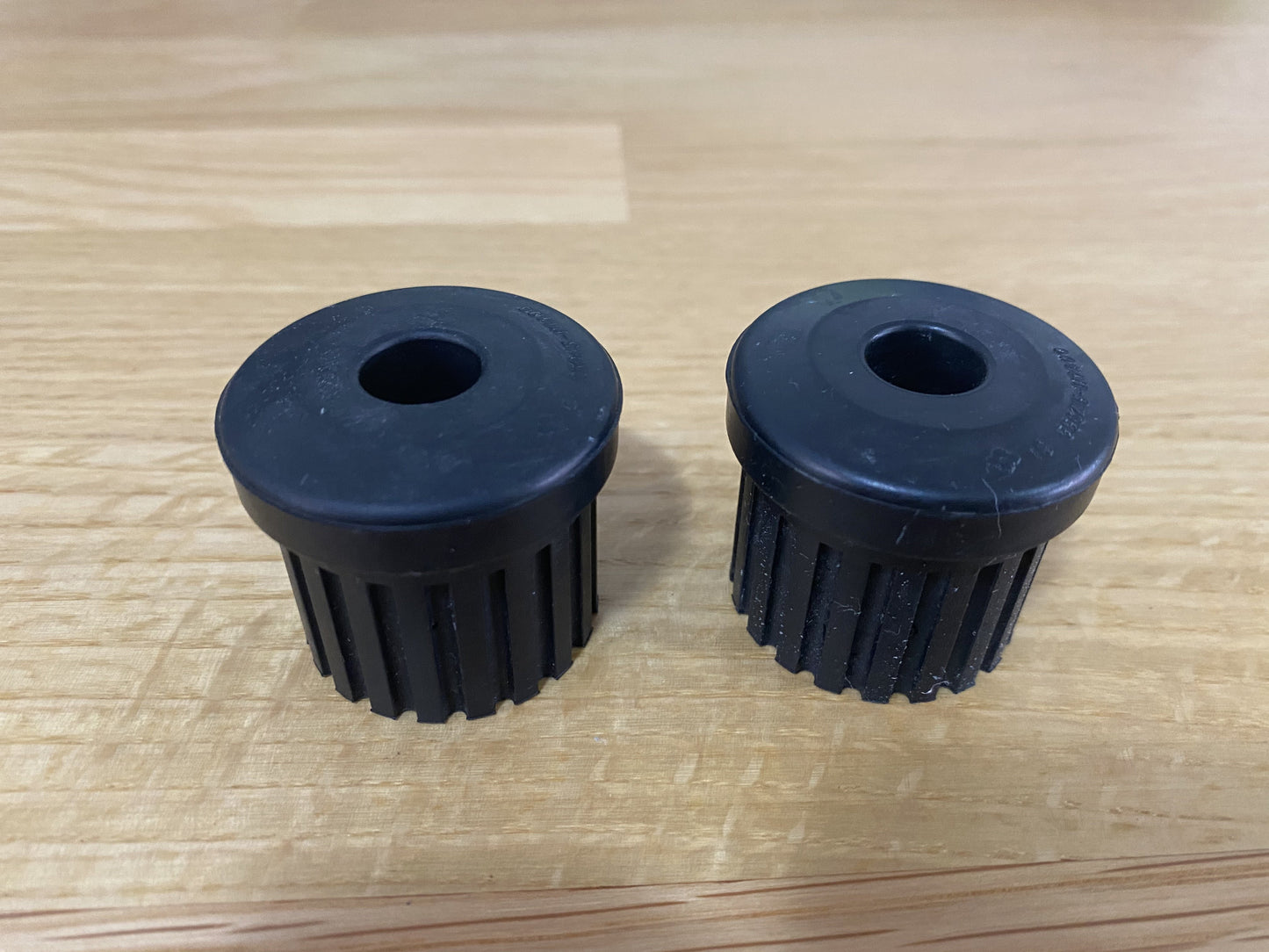 Leaf Spring Shackle Bushes (Rear Front) Set (2-Piece) To Suit Datsun 1200 Ute B110 B120 Steering And