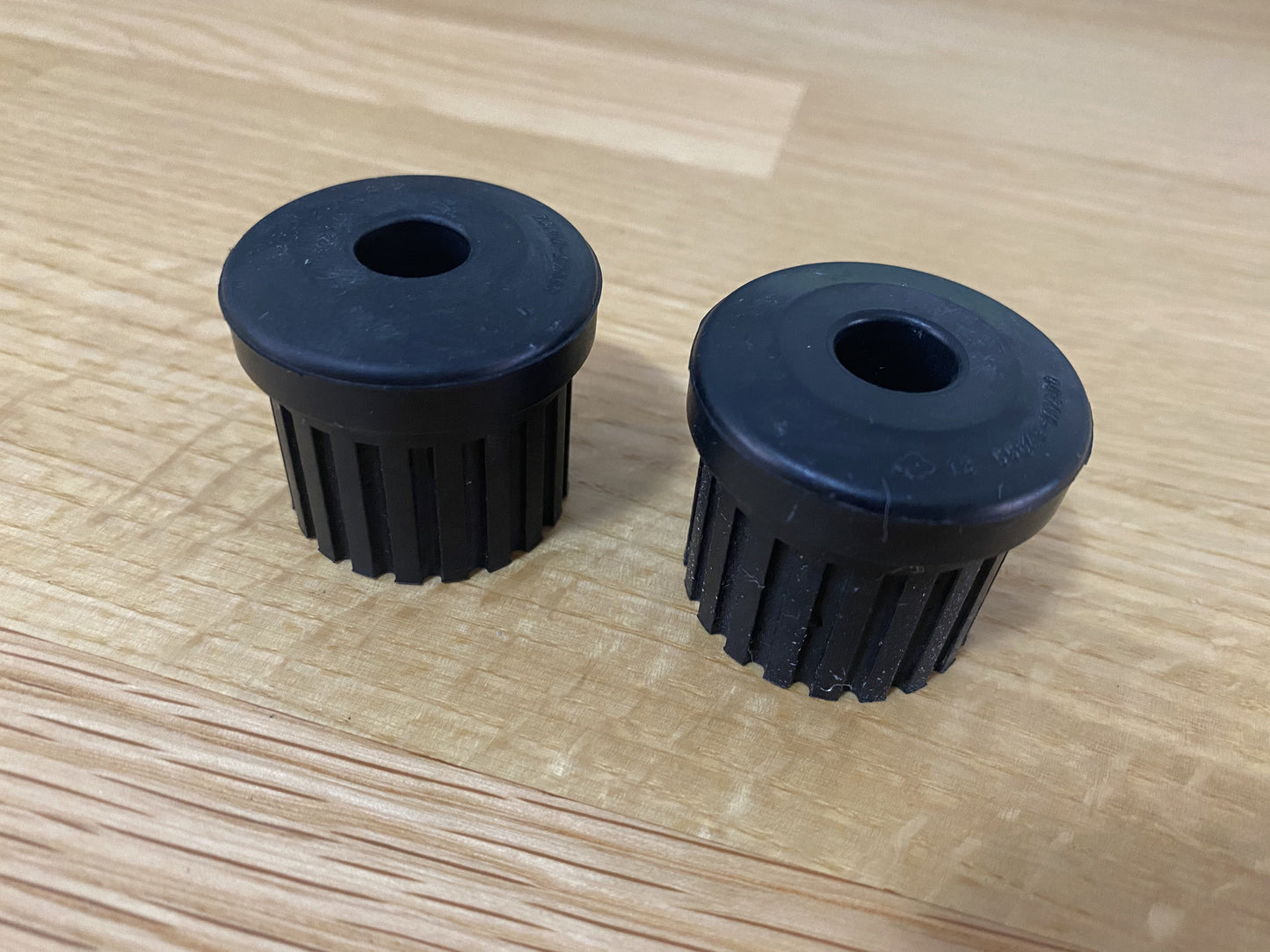 Leaf Spring Shackle Bushes (Rear Front) Set (2-Piece) To Suit Datsun 1200 Ute B110 B120 Steering And