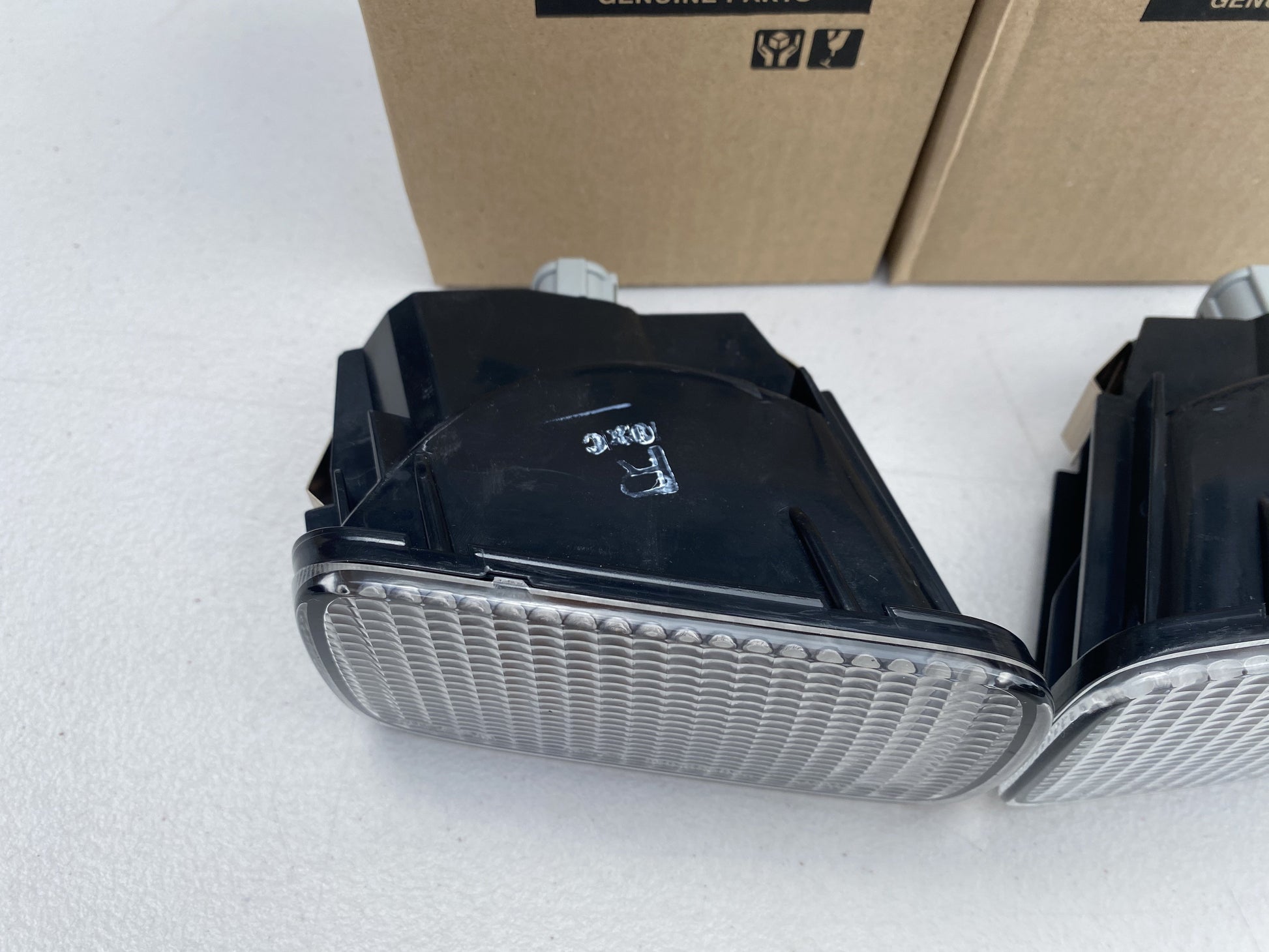 Front Indicator Set (Clear) To Suit Nissan Skyline R34 Gtr / Gtt Gt-V Gt - Late Model Electrical