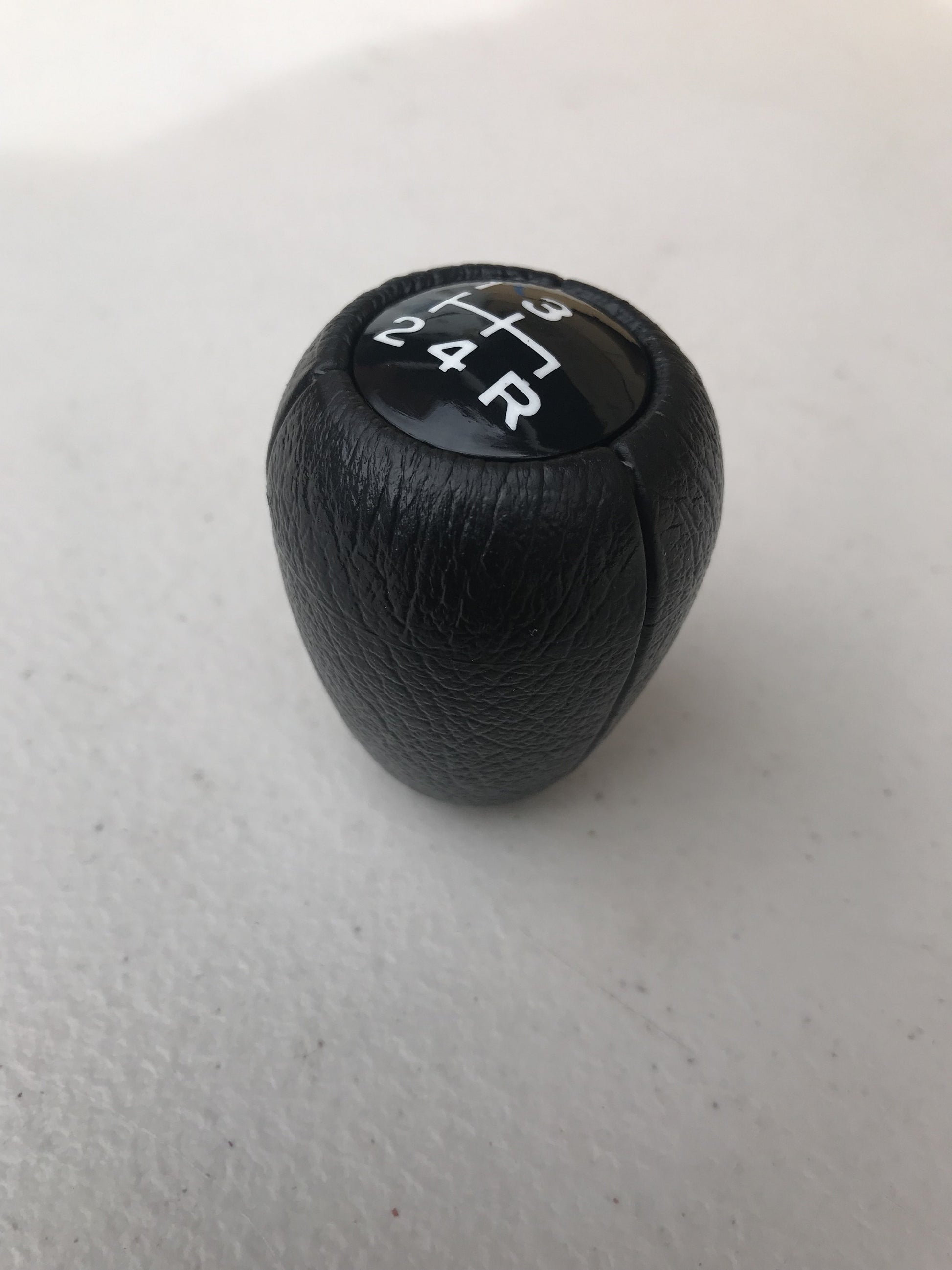 4 Speed Shift Knob to suit Nissan 240Z E10 B10 B110 S110 510, DATSUN 1200 - Vega Autosports
