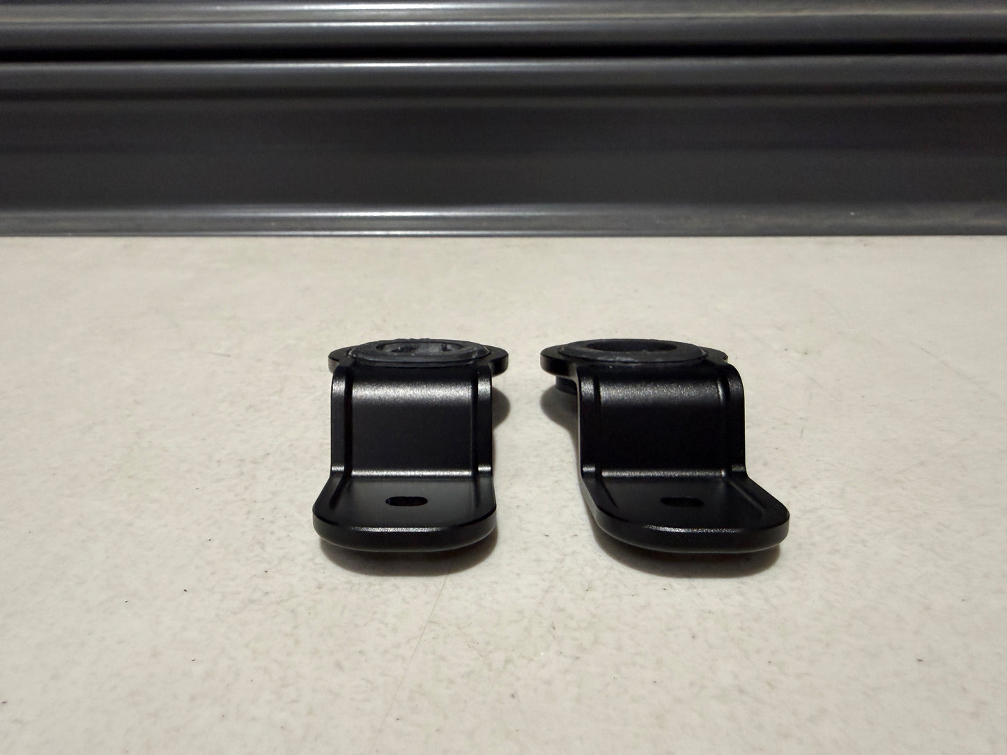 Vega Autosports Radiator Bracket Set (Billet) to suit Nissan R34 GTR