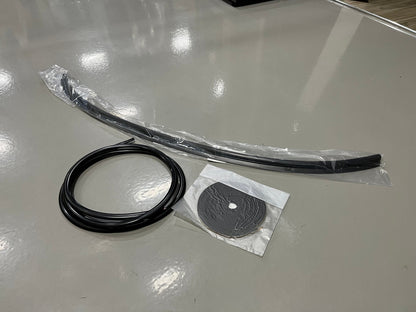 Rear Windscreen Fitting Kit To Suit Nissan Silvia S14 Exterior