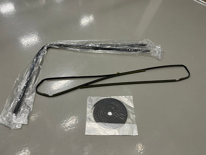 Front Windscreen Fitting Kit To Suit Nissan Silvia S14 Exterior