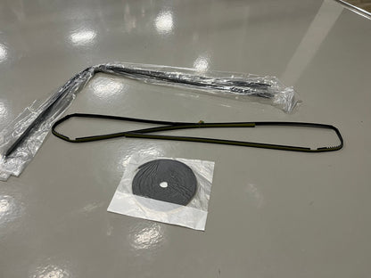 Front Windscreen Fitting Kit To Suit Nissan Silvia S14 Exterior