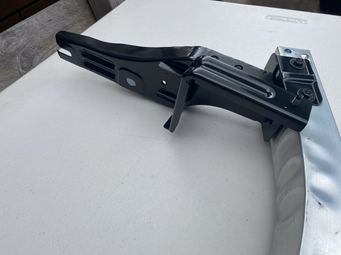 Front Reinforcement Bar To Suit Nissan Skyline R34 Gtr 62030-Aa400 Exterior