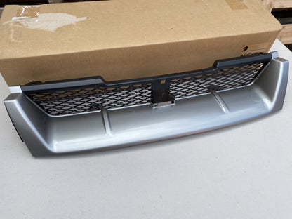 Genuine Nissan Front Grille (KR4 Sonic Silver) to suit Nissan Skyline R33 GTR - Vega Autosports
