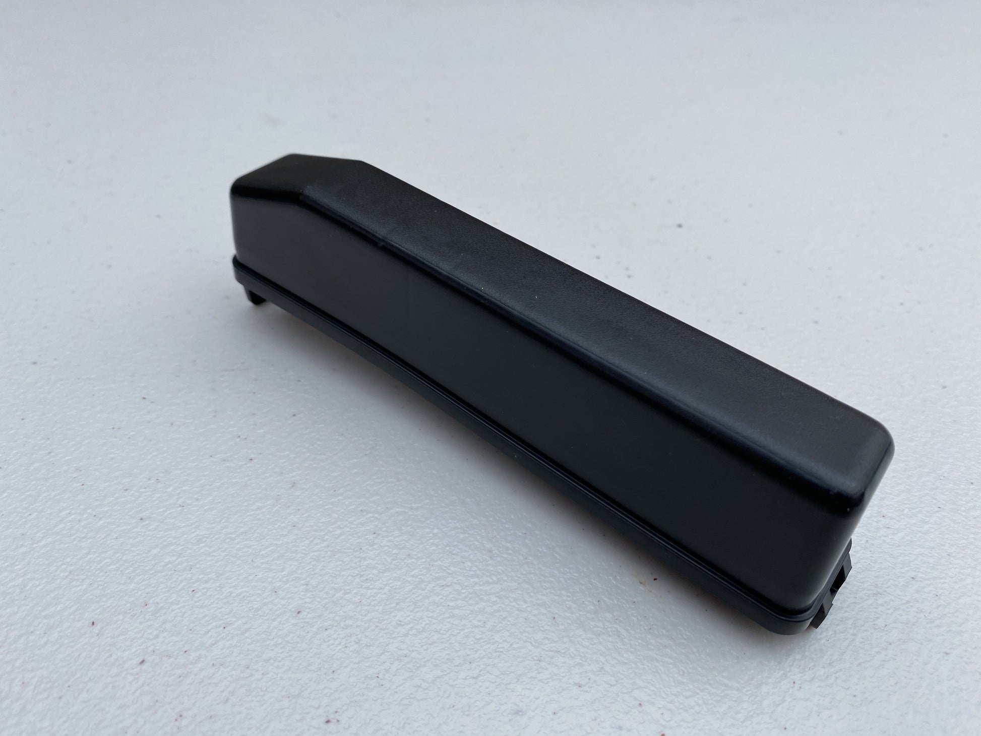Genuine Mitsubishi Relay Cover to Suit Mitsubishi Evolution Lancer 7 / 8 / 9 - Vega Autosports