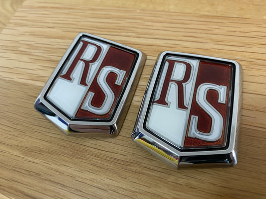 “RS" Fender Emblem Set (2 Piece) to suit Nissan Skyline RS DR30 - Vega Autosports