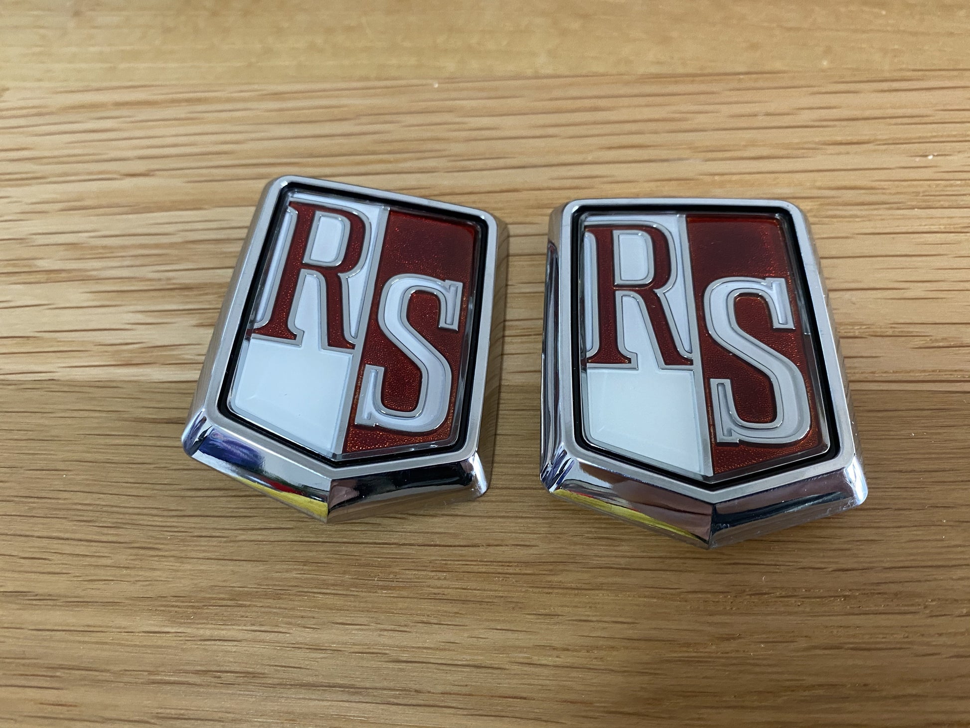 “RS" Fender Emblem Set (2 Piece) to suit Nissan Skyline RS DR30 - Vega Autosports