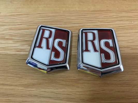 “RS" Fender Emblem Set (2 Piece) to suit Nissan Skyline RS DR30 - Vega Autosports