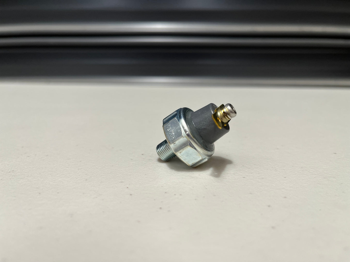 Oil Pressure Switch To Suit Mitsubishi Lancer Evolution 5 / 6 7 8 9 Cp9A Ct9A Electrical