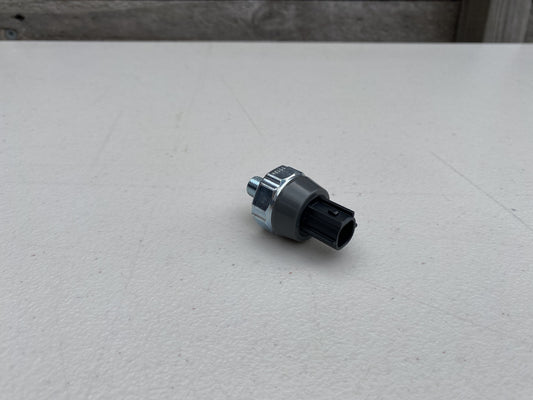 Engine Oil Pressure Sensor To Suit Nissan Silvia S15 / 370Z Z34 Skyline V35 V36 Models