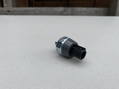 Engine Oil Pressure Sensor To Suit Nissan Silvia S15 / 370Z Z34 Skyline V35 V36 Models