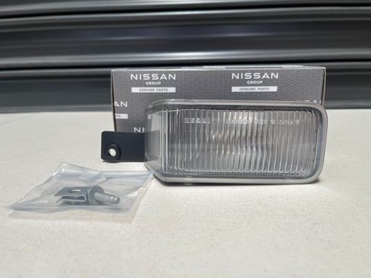 Reverse Light (RHS) to suit Nissan Skyline R34 GTR / 20GT / 25GT / 25GT-4 / 25GT-t / GT-V - Early Model Electrical