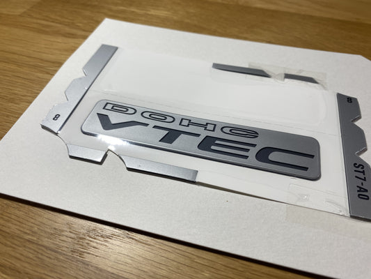 'DOHC VTEC' Emblem Badge to suit Honda Integra Type R B18C1 B18C5 DC2 90-01 - Vega Autosports