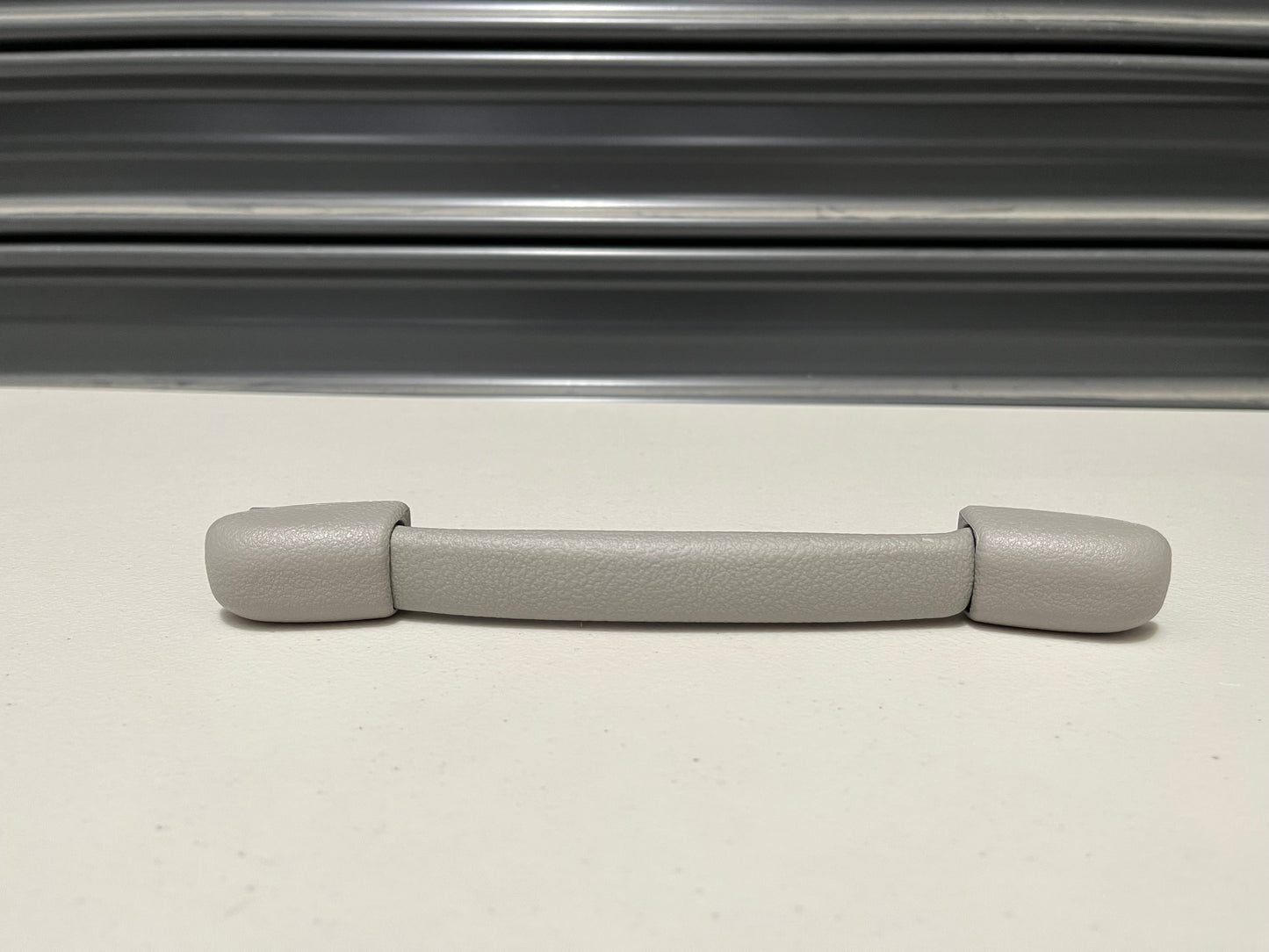 Rear Headliner Hand Grip Handle To Suit Nissan Skyline R32 Models 73940-9H300 Interior
