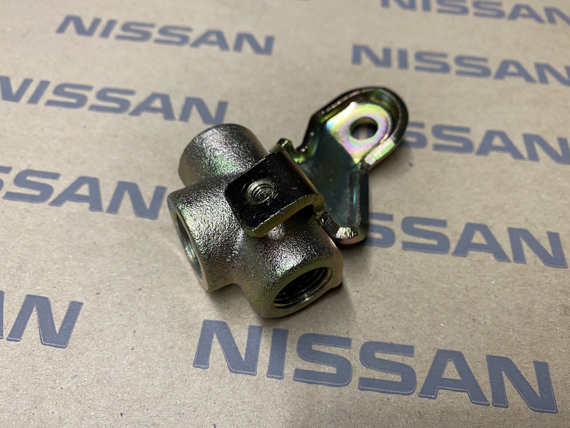 Twin Turbo Charger Water Pipe T Bracket to suit Nissan Skyline R32 R33 R34 GTR - Vega Autosports
