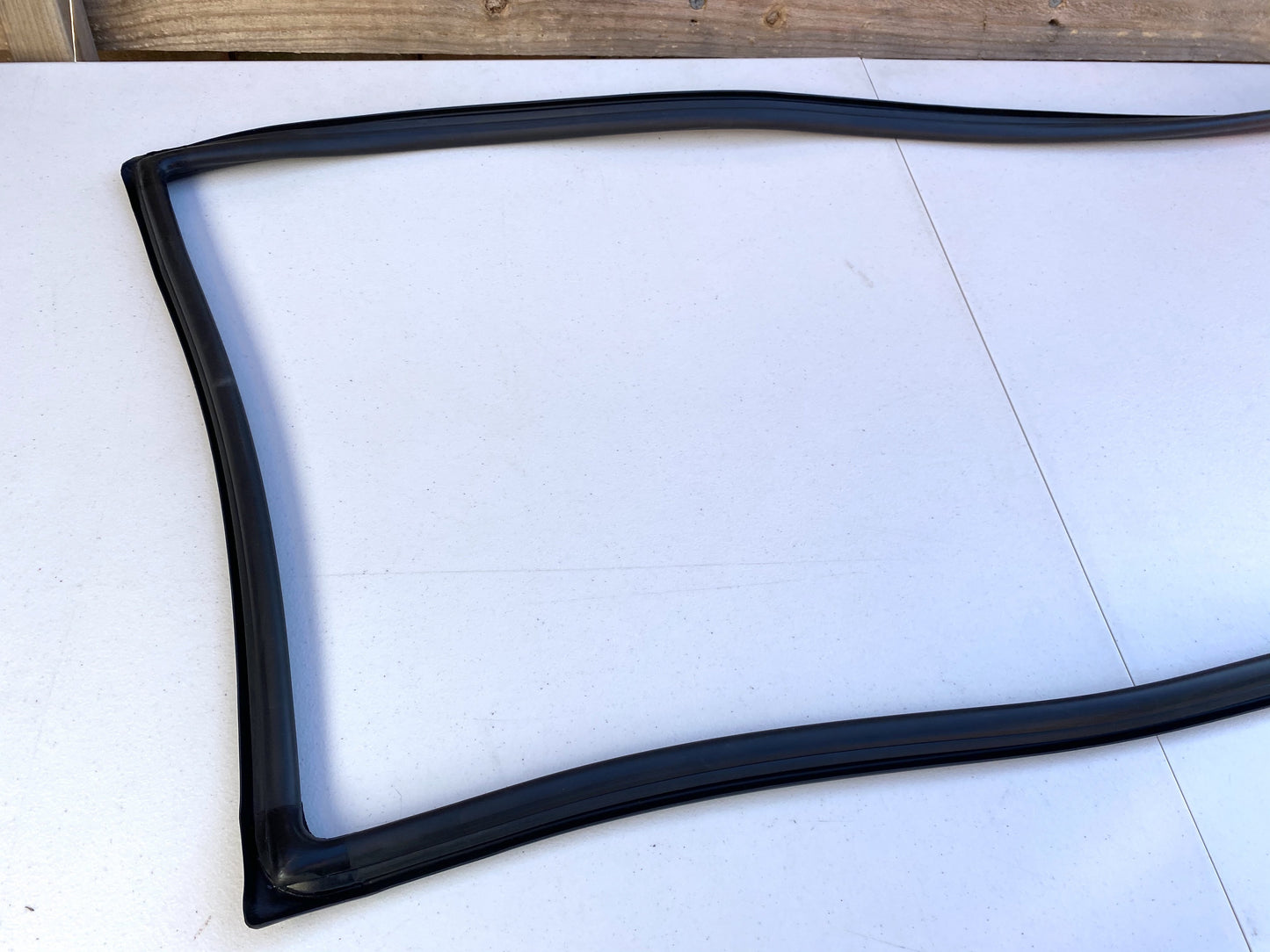 Front Windshield Weatherstrip to suit DATSUN 1200 / Ute (Fits NISSAN B110 Sunny Truck) - Vega Autosports