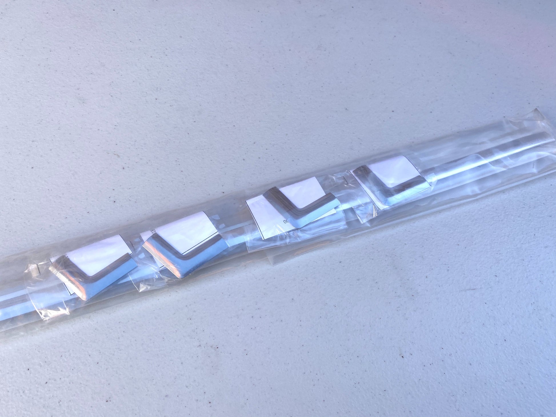 Windshield Moulding Kit Genuine to suit DATSUN 1200 (Fits NISSAN B110 Sunny Ute B120) - Vega Autosports