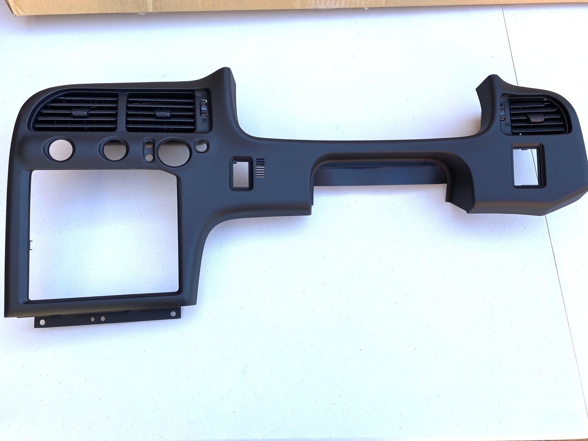Genuine Nissan Dash Fascia to suit Nissan Skyline R33 GTR Series 2/3 **Discontinued** - Vega Autosports