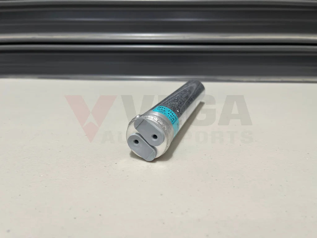 A/C Receiver Drier To Suit Mitsubishi Lancer Evolution 8 / 9 Ct9A Mr500065 Exterior