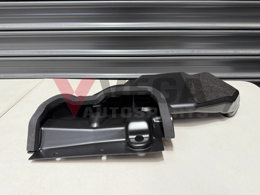 Air Intake Duct to suit Nissan Skyline R34 GTR 16554 AA300 Engine