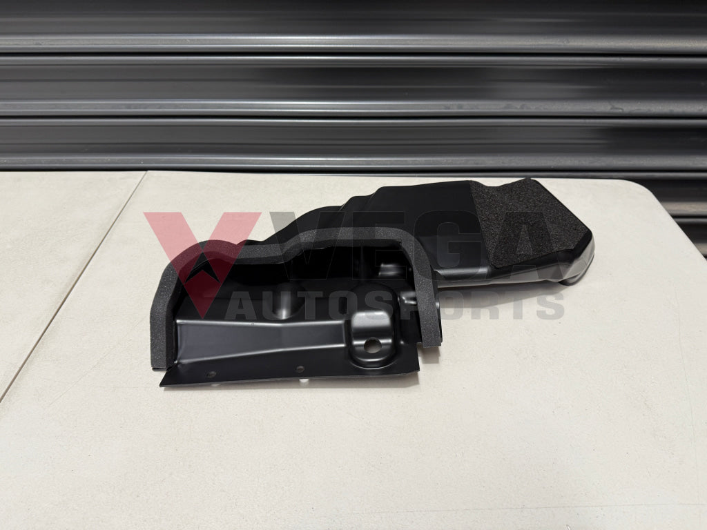 Air Intake Duct to suit Nissan Skyline R34 GTR 16554 AA300 Engine