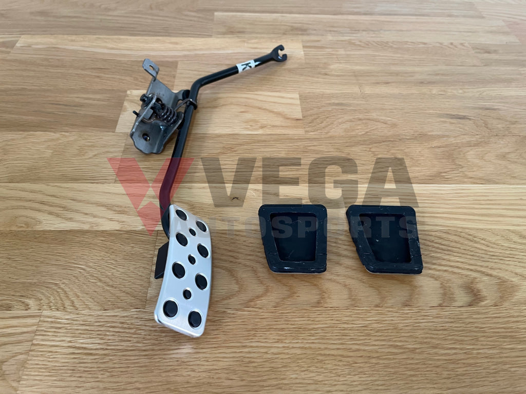 Aluminium Pedal Set (3 Piece) To Suit Mitsubishi Lancer Evolution 8 / 9 Ct9A Engine