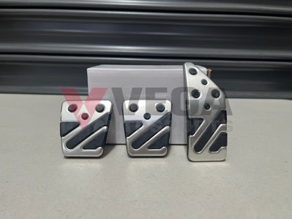Aluminium Pedal Set 5/MT to suit Mitsubishi Lancer Evolution X 1600A060 / 2340A029 Interior