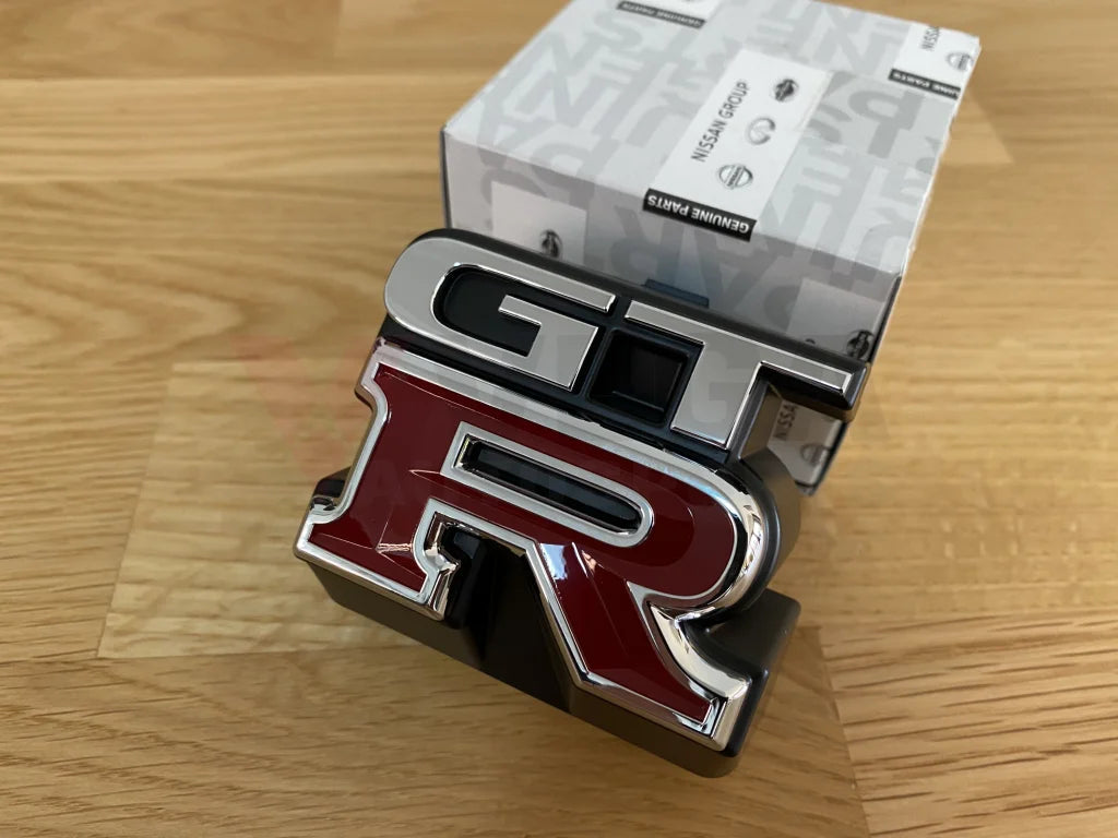 Badge 'GTR' (Front Grille) to suit Nissan Skyline R33 GTR - Vega Autosports