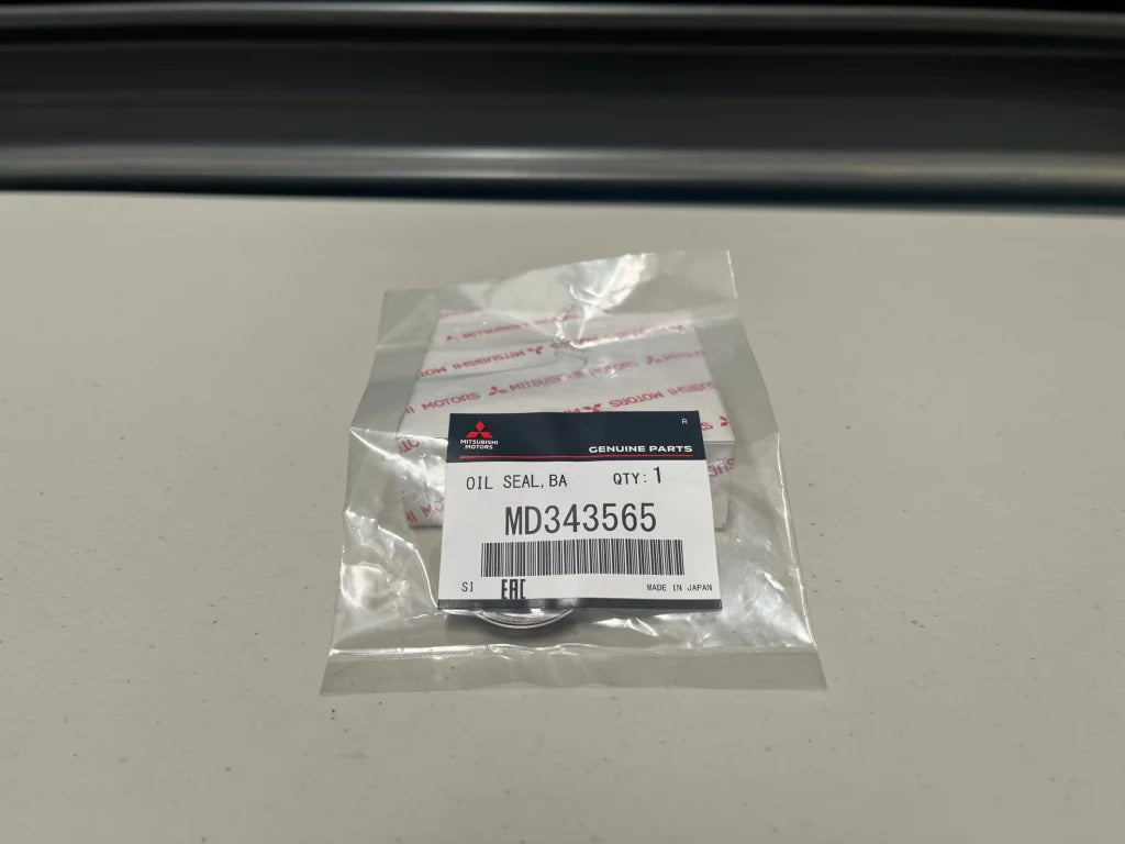 Balance Shaft Seal 4G63 To Suit Mitsubishi Lancer Evolution 4 - 9 Cn9A Cp9A Ct9A Md343565 Engine