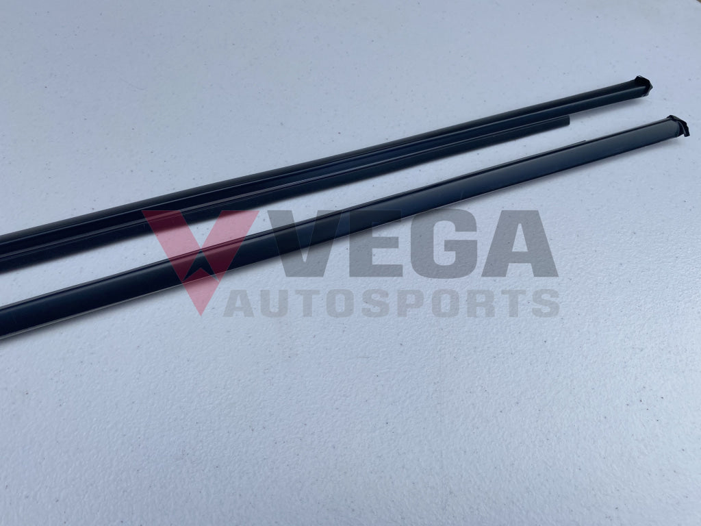 Belt Mould Set RHS / LHS to suit Datsun 1200 B110 PICK-UP 71-84 - Vega Autosports