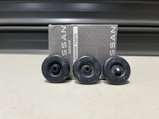 Bonnet Choke Speed Wire Grommet Rubbers To Suit Datsun 1200 B110 B120 01651-00091 Nuts / Bolts