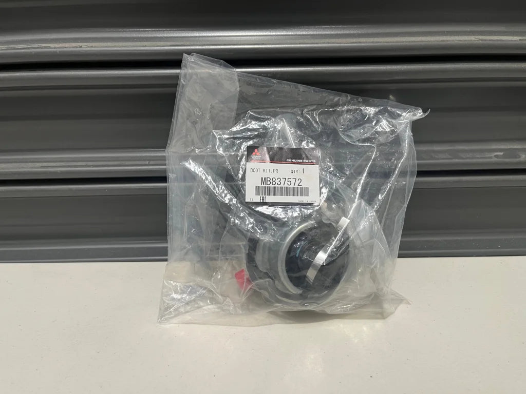 Boot Kit, Propeller Shaft to suit Mitsubishi Lancer Evolution 7 / 8 / 9 MB837572 - Vega Autosports